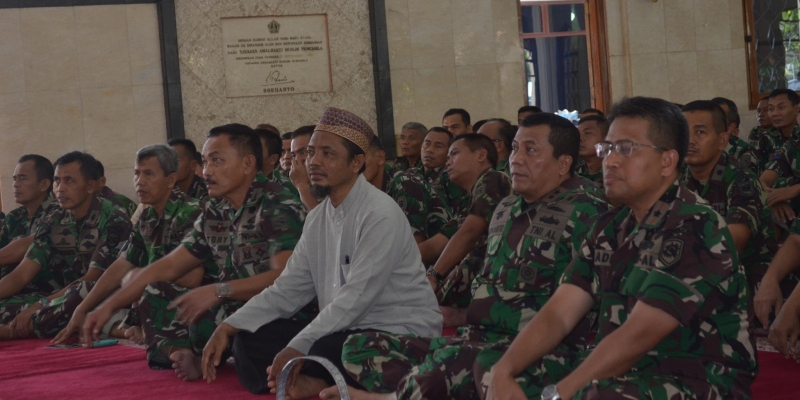 YDSF Bersama FK2D Gelar Kajian Parenting di Wilayah TNI-AL