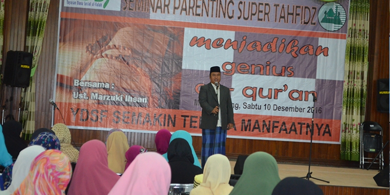 Seminar Super Tahfidz, Menjadikan Anak Genius Al-Quran