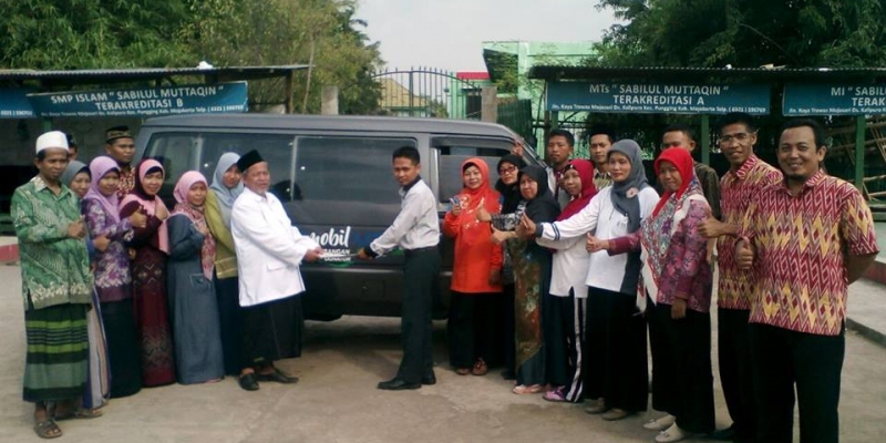 Mobil Wakaf Dari Donatur YDSF untuk MTs Sabilul Muttaqin Mojokerto