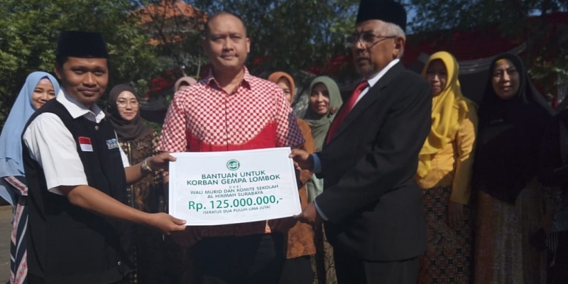 Komite Sekolah Al-Hikmah berikan bantuan senilai RP. 127.111.999.- untuk Lombok
