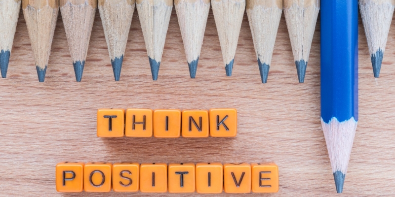 Berpikirlah Positif dan Berbahagia | YDSF