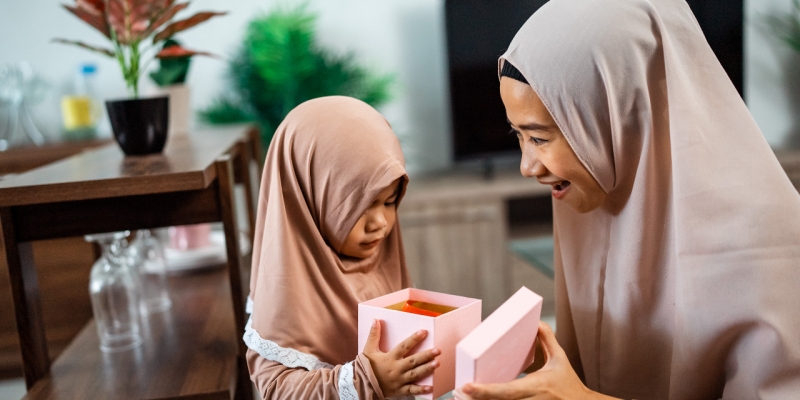 Cara Islam Memuliakan Ibu | YDSF