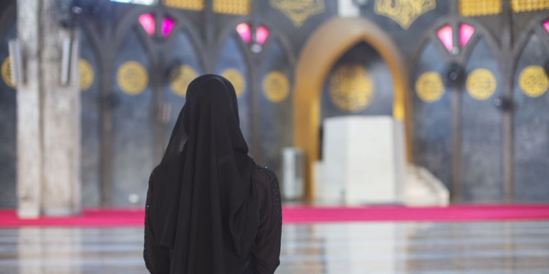 Fitrah Perempuan dalam Islam | YDSF