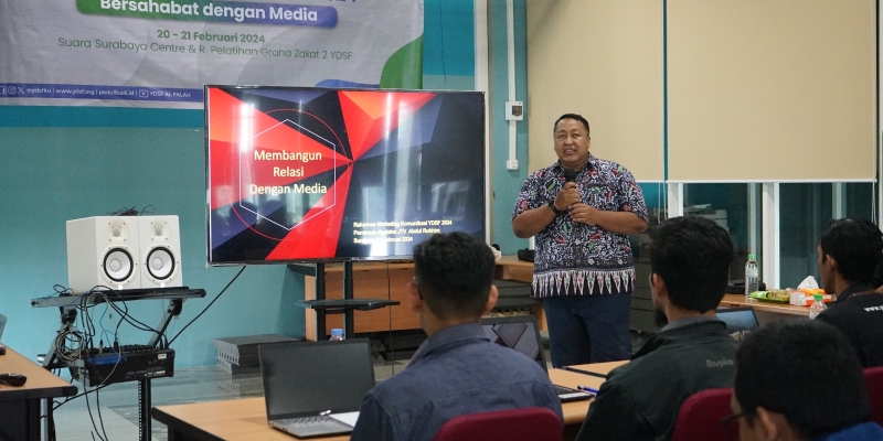 Gelar Workshop Kehumasan YDSF Gandeng Suara Surabaya Media dan JTV