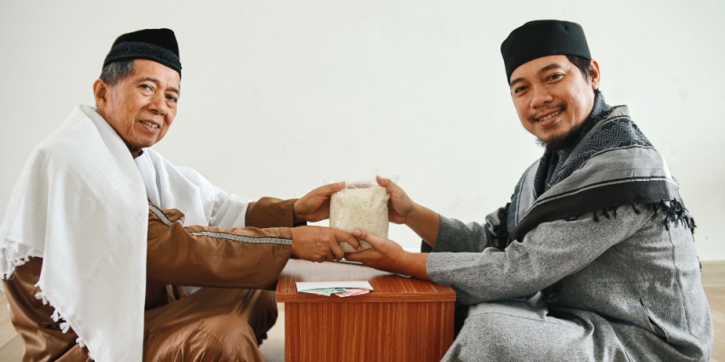 Menunaikan Zakat Fitrah Lebih Awal | YDSF